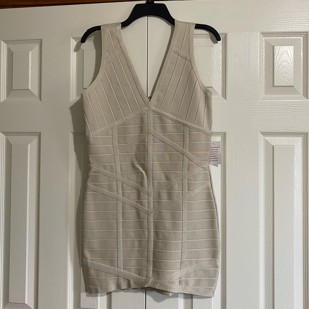 Bodycon/bandage mini dress. Bach party?! Yes! - Picture 2 of 6